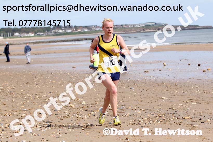 Pier to Pier, South Shields to Roker. Photo: David T. Hewitson/Sports for All Pics